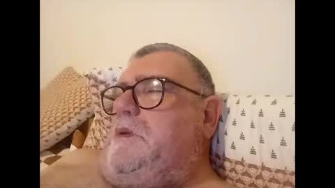 Snapshot of twohats2810 chatting on 03-18-26, 07:50 twohats2810 online show from 03-18-26, 07:50