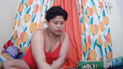 Lyn and lea online show from 02-11-25, 03:08