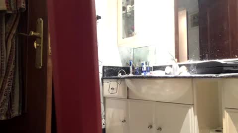 Snapshot of txatehard chatting on 02-01-25, 07:13 txatehard online show from 02-01-25, 07:13