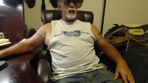 txlobo60 online show from 09-16-25, 12:00