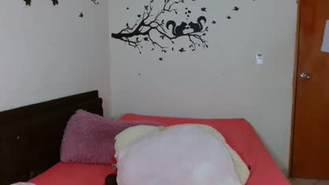 Snapshot of tyfanny19 chatting on 12-02-24, 08:33 tyfanny19 online show from 12-02-24, 08:33