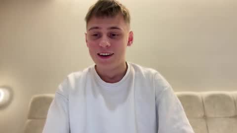 tyler_garrner online show from 09-12-25, 01:00