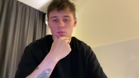 tyler_garrner online show from 10-19-25, 08:42