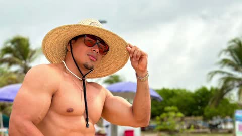 tyler_hank1 online show from 02-05-25, 03:09