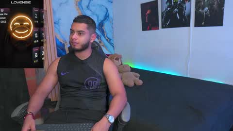 Snapshot of tyler_himiiko chatting on 09-28-25, 03:45 Tyler Himiiko online show from 09-28-25, 03:45