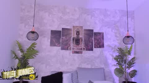 Tyler online show from 12-15-24, 08:08