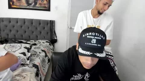 Snapshot of tyler_master24 chatting on 09-18-25, 01:18 tyler online show from 09-18-25, 01:18