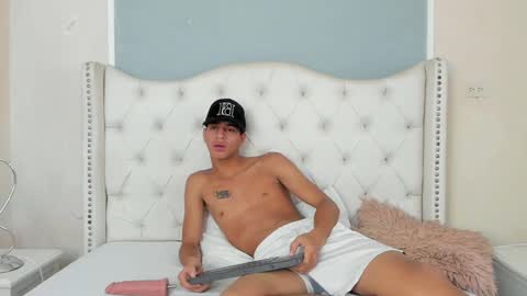 Tyler Rodriguez online show from 12-05-24, 01:06