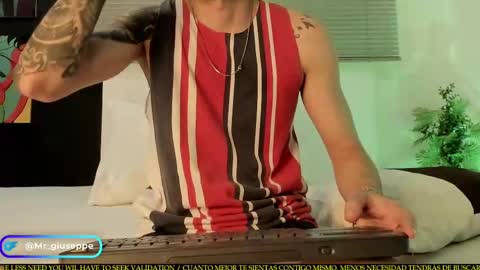 tylergiuseppe_ online show from 09-14-25, 12:32