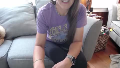 Snapshot of tylersands chatting on 10-17-25, 01:57 Tyler Sands online show from 10-17-25, 01:57