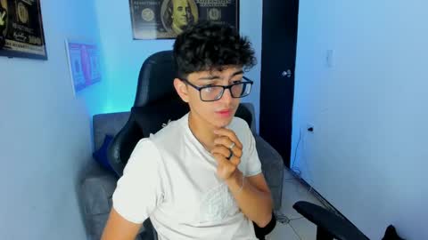   online show from 03-01-25, 02:59