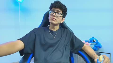   online show from 09-12-25, 04:12