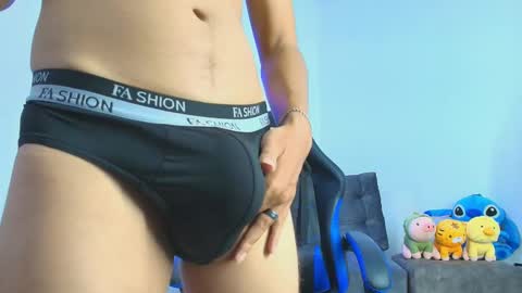   online show from 10-13-25, 06:13