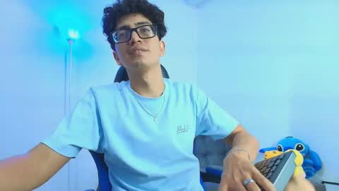   online show from 10-23-25, 04:01