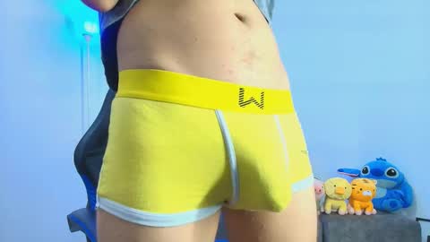   online show from 11-02-25, 05:43