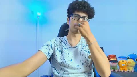   online show from 11-15-25, 08:11