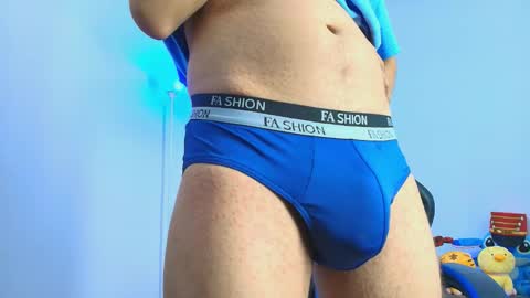   online show from 11-29-25, 04:04