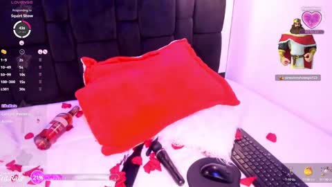 Snapshot of tylla_ chatting on 02-14-25, 06:02       online show from 02-14-25, 06:02