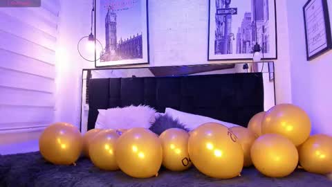       online show from 11-07-25, 04:12