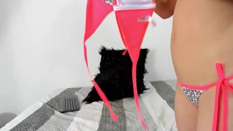 Tylor Martinez online show from 10-21-25, 08:42