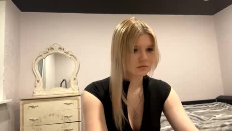 Anny online show from 03-13-26, 03:51