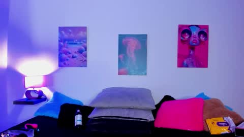 tyra   online show from 12-04-25, 03:16