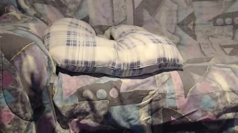 Helena and Tyson online show from 01-25-25, 04:56