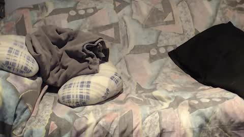 Snapshot of tyson2525 chatting on 12-14-25, 05:02 Helena and Tyson online show from 12-14-25, 05:02