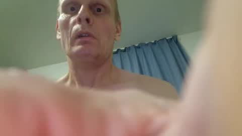 u2232739082 online show from 11-22-25, 05:28