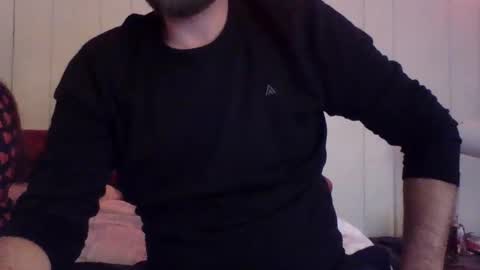 Snapshot of u_caught_us chatting on 02-28-25, 01:15 u_caught_us online show from 02-28-25, 01:15