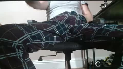 ukguynxtdr online show from 01-07-25, 10:30