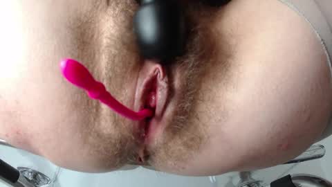 Snapshot of ukk_bit chatting on 12-31-24, 06:48 Megan online show from 12-31-24, 06:48