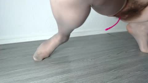 Snapshot of ukk_bit chatting on 02-03-25, 03:42 Megan online show from 02-03-25, 03:42