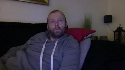 Snapshot of ukmatty3 chatting on 12-23-24, 10:01 ukmatty3 online show from 12-23-24, 10:01