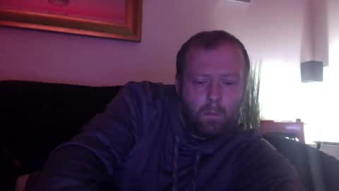 Snapshot of ukmatty3 chatting on 02-13-25, 02:45 ukmatty3 online show from 02-13-25, 02:45