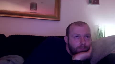 Snapshot of ukmatty3 chatting on 03-08-25, 12:44 ukmatty3 online show from 03-08-25, 12:44