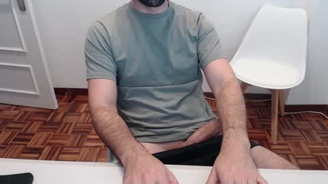 Snapshot of ulep chatting on 12-30-24, 02:30 Ulep online show from 12-30-24, 02:30