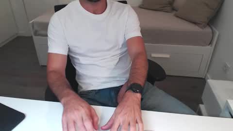 Snapshot of ulep chatting on 10-08-25, 08:01 Ulep online show from 10-08-25, 08:01