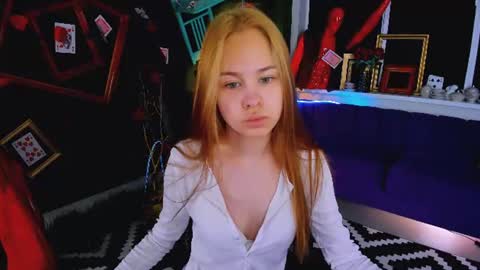 Snapshot of ulianeer chatting on 06-16-26, 09:01 Ulia online show from 06-16-26, 09:01