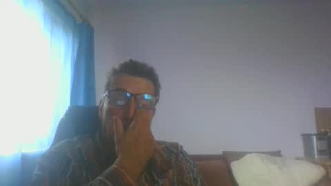 ulmeni4 online show from 10-24-25, 12:01