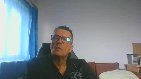 ulmeni7 online show from 11-03-25, 07:31