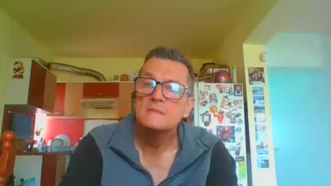 ulmeni7 online show from 04-13-26, 10:10