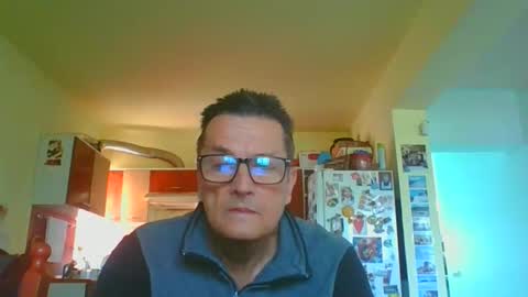 ulmeni7 online show from 04-30-26, 05:36