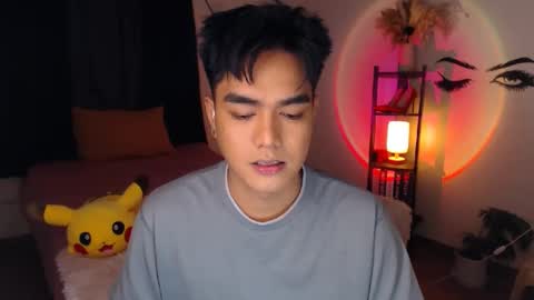 Snapshot of ultimatesexytrans chatting on 02-28-25, 07:35 Alex online show from 02-28-25, 07:35