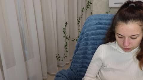 Ulyana online show from 10-04-25, 04:10