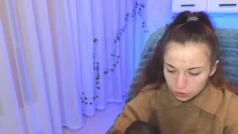 Ulyana online show from 10-19-25, 04:02