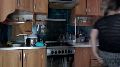 Ulyana online show from 10-26-25, 06:41