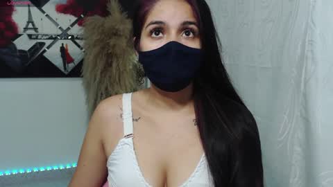 Snapshot of umarany chatting on 05-27-26, 01:08 umarani online show from 05-27-26, 01:08