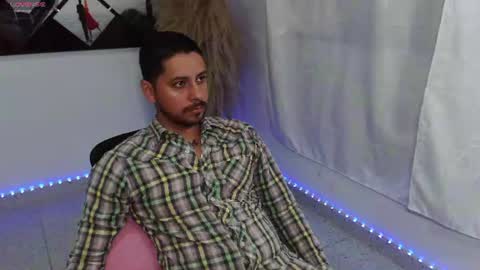 Snapshot of umarany chatting on 06-11-26, 01:20 umarani online show from 06-11-26, 01:20