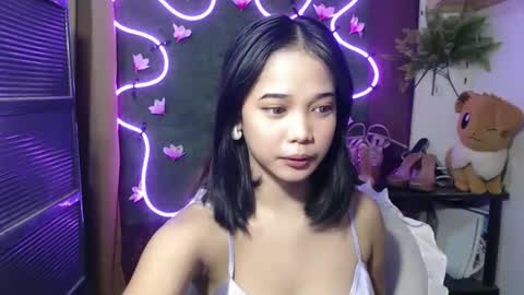 Snapshot of umi_pinay69xx chatting on 09-14-25, 01:54 umi online show from 09-14-25, 01:54